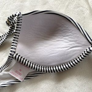 Dark Navy+White Striped Bikini Top. Size:XS. NEW. Sun-Stain Proof.